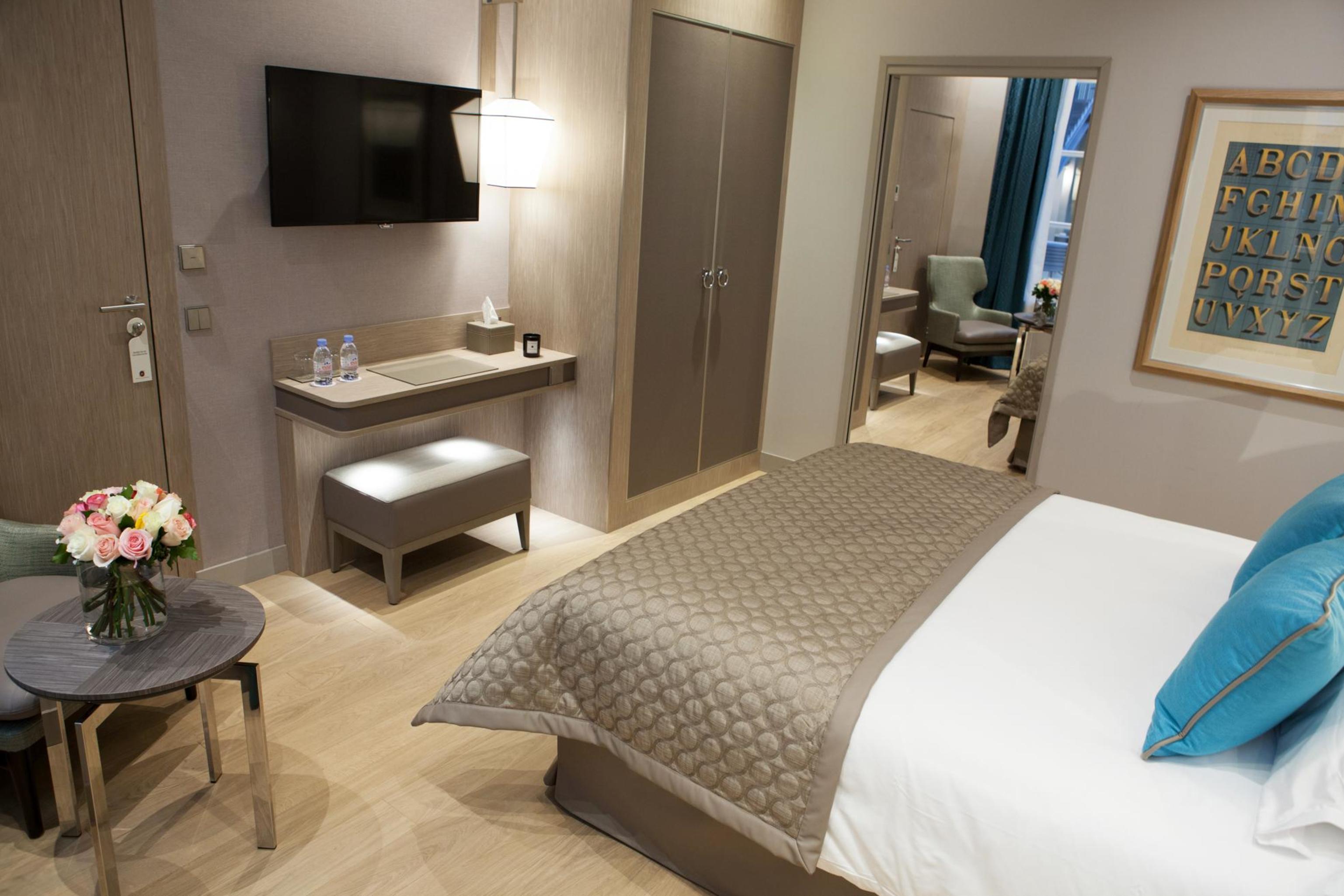 Hotel La Lanterne & Spa By Timhotel Paris Exterior photo