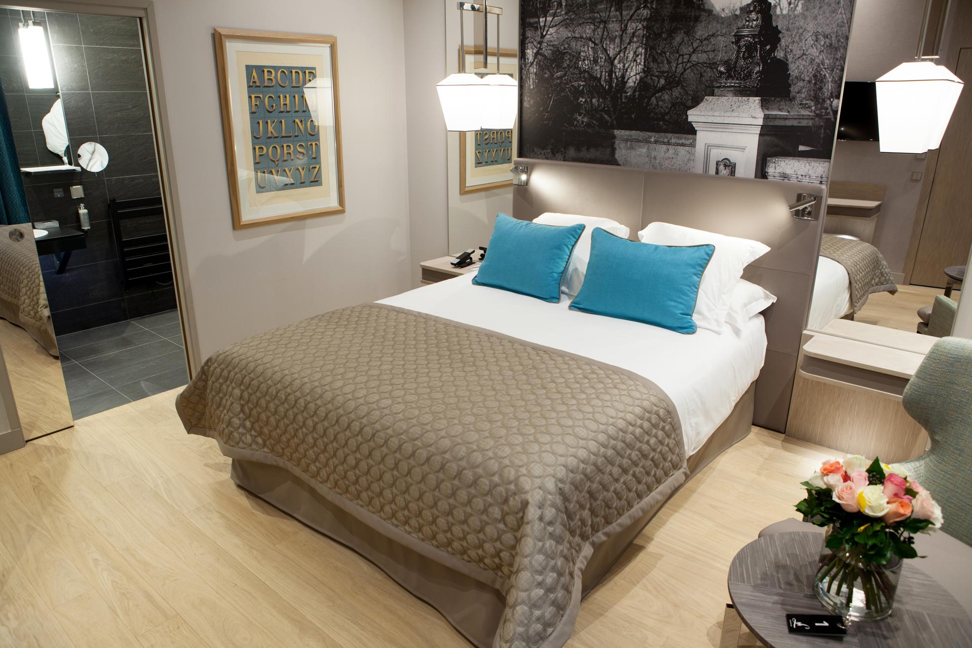 Hotel La Lanterne & Spa By Timhotel Paris Exterior photo