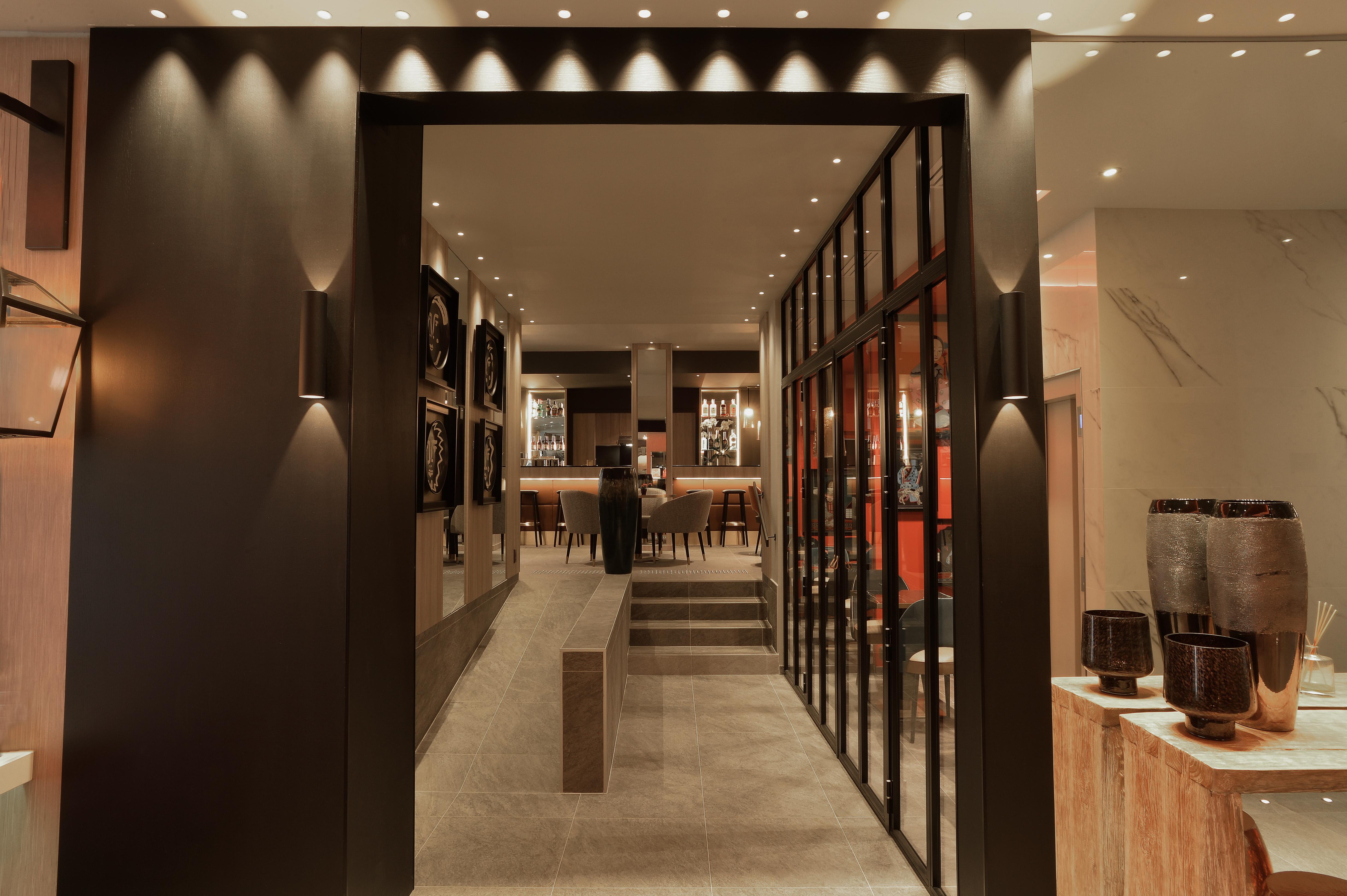 Hotel La Lanterne & Spa By Timhotel Paris Exterior photo