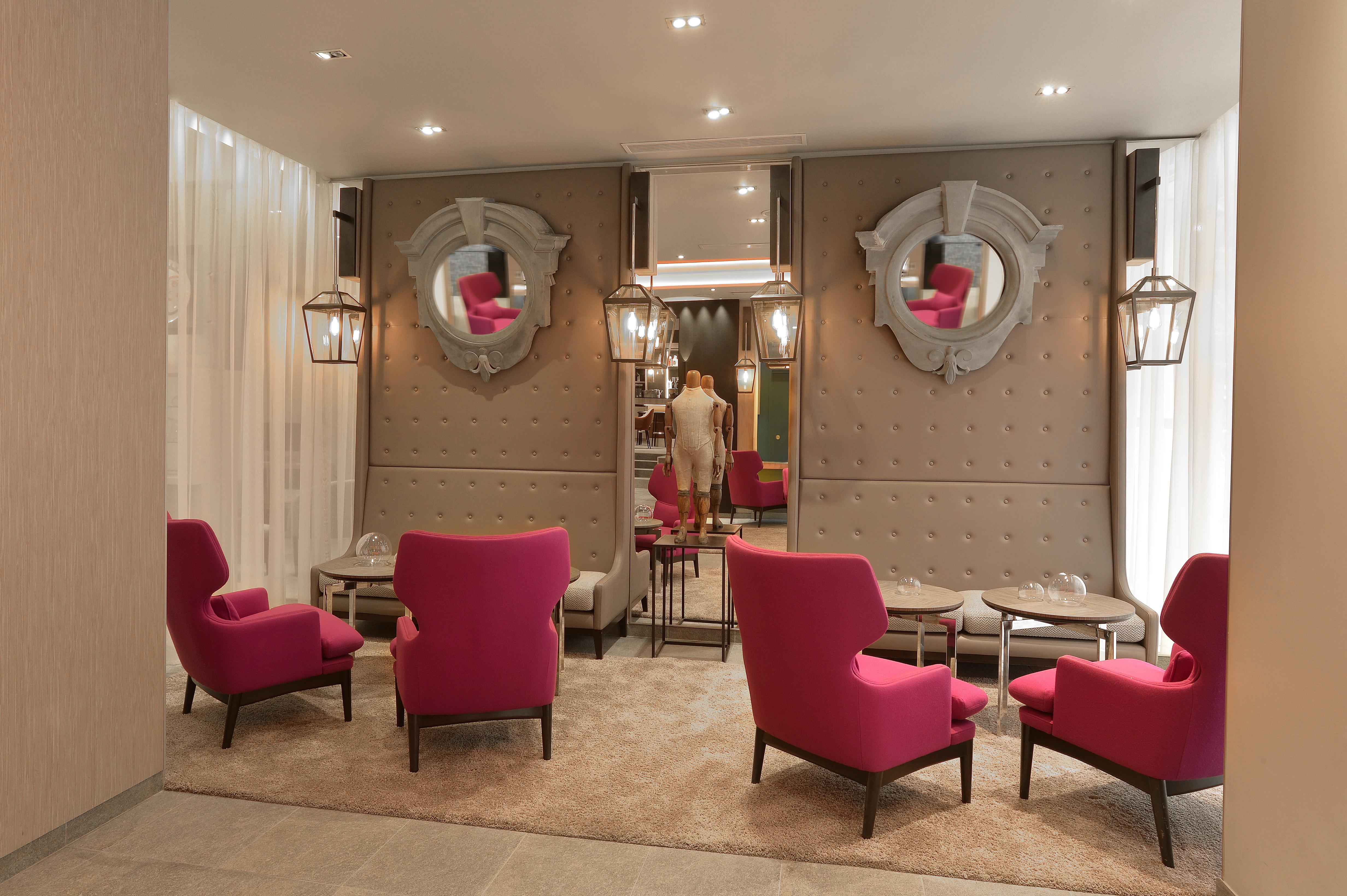 Hotel La Lanterne & Spa By Timhotel Paris Exterior photo