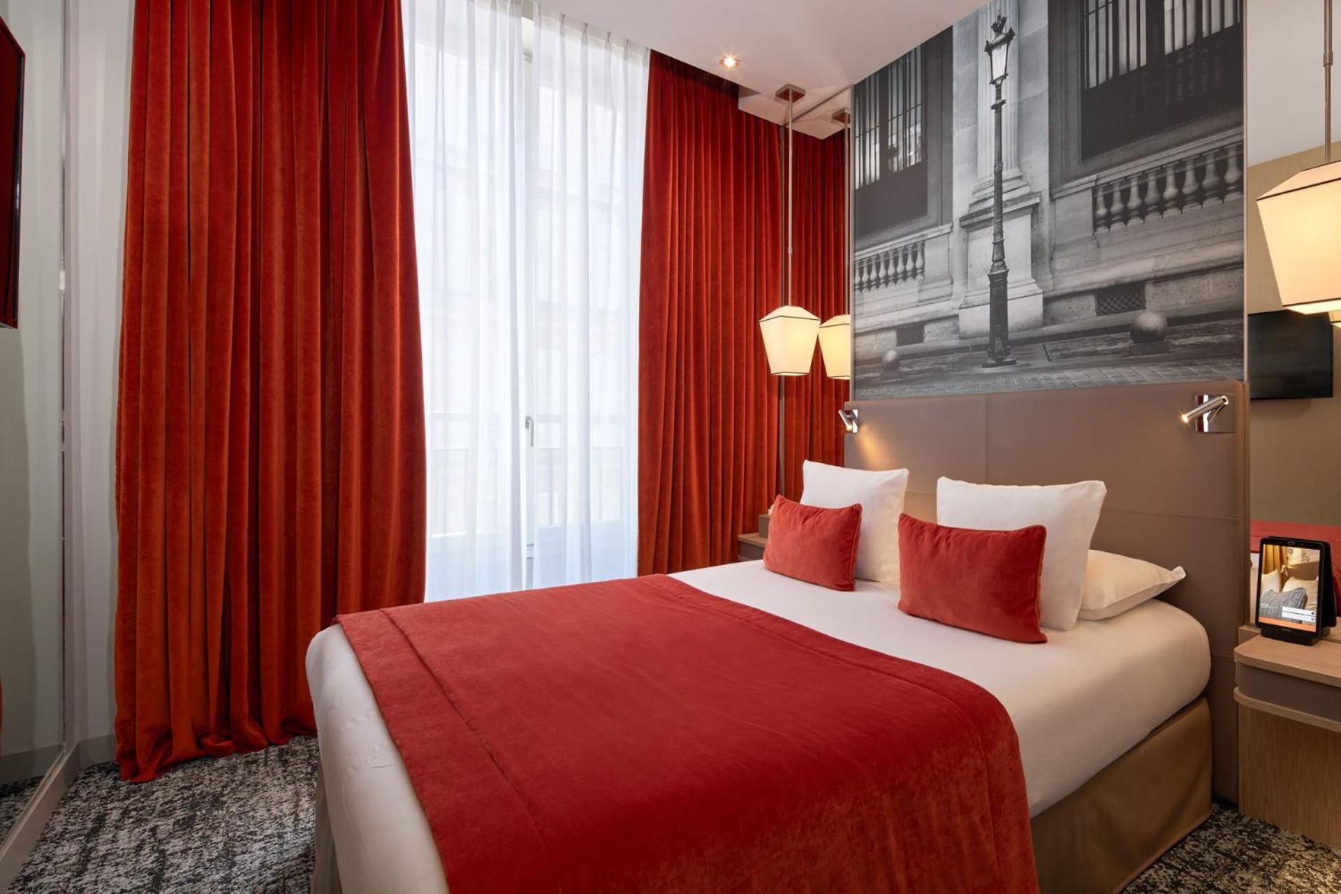 Hotel La Lanterne & Spa By Timhotel Paris Exterior photo