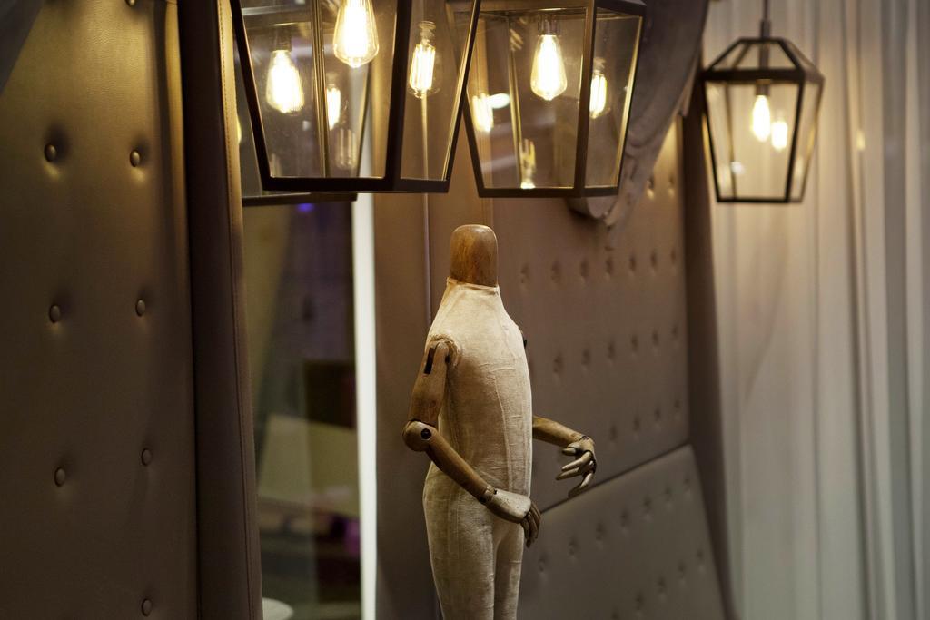 Hotel La Lanterne & Spa By Timhotel Paris Exterior photo